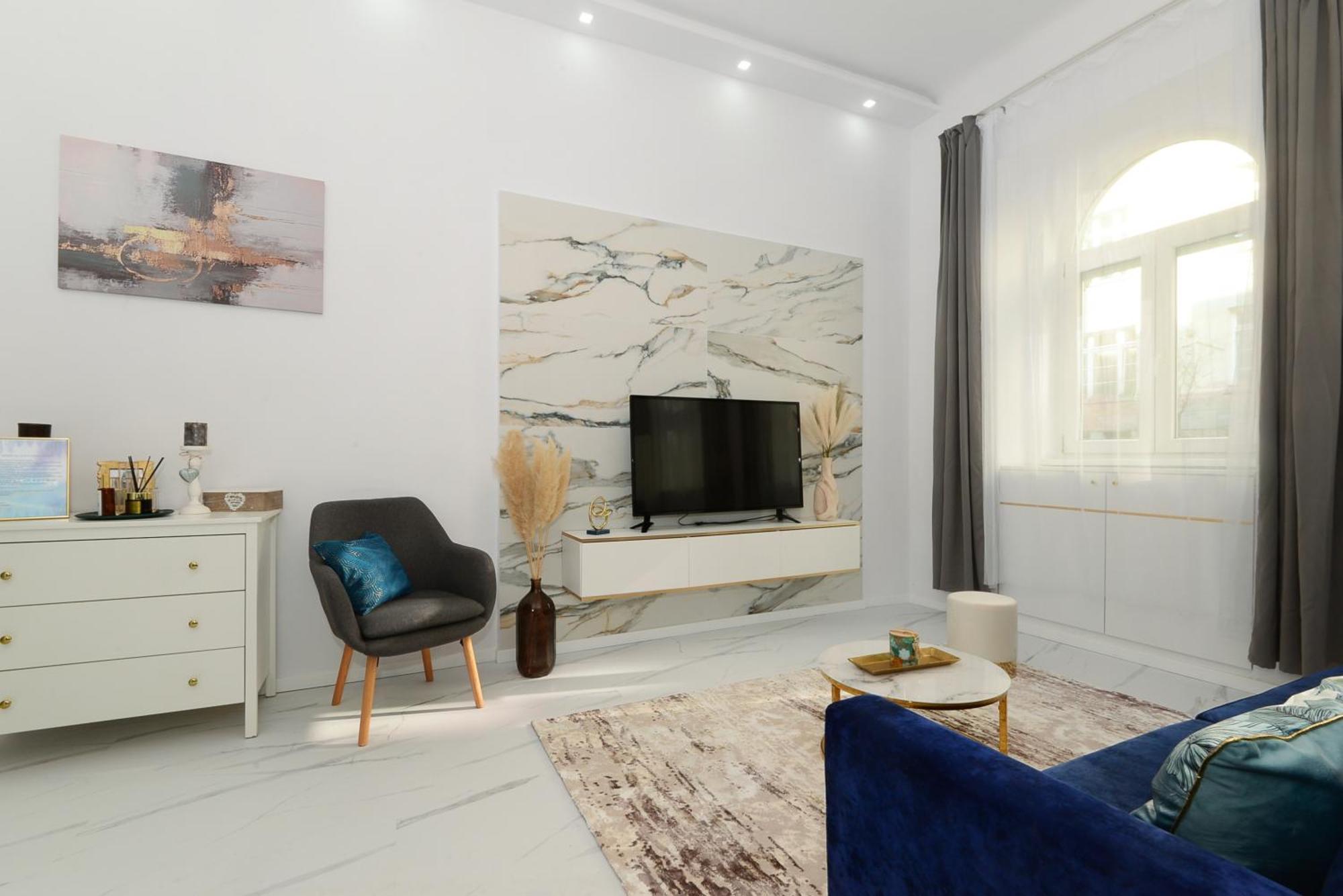 White & Gold Apartment Budapest Luaran gambar